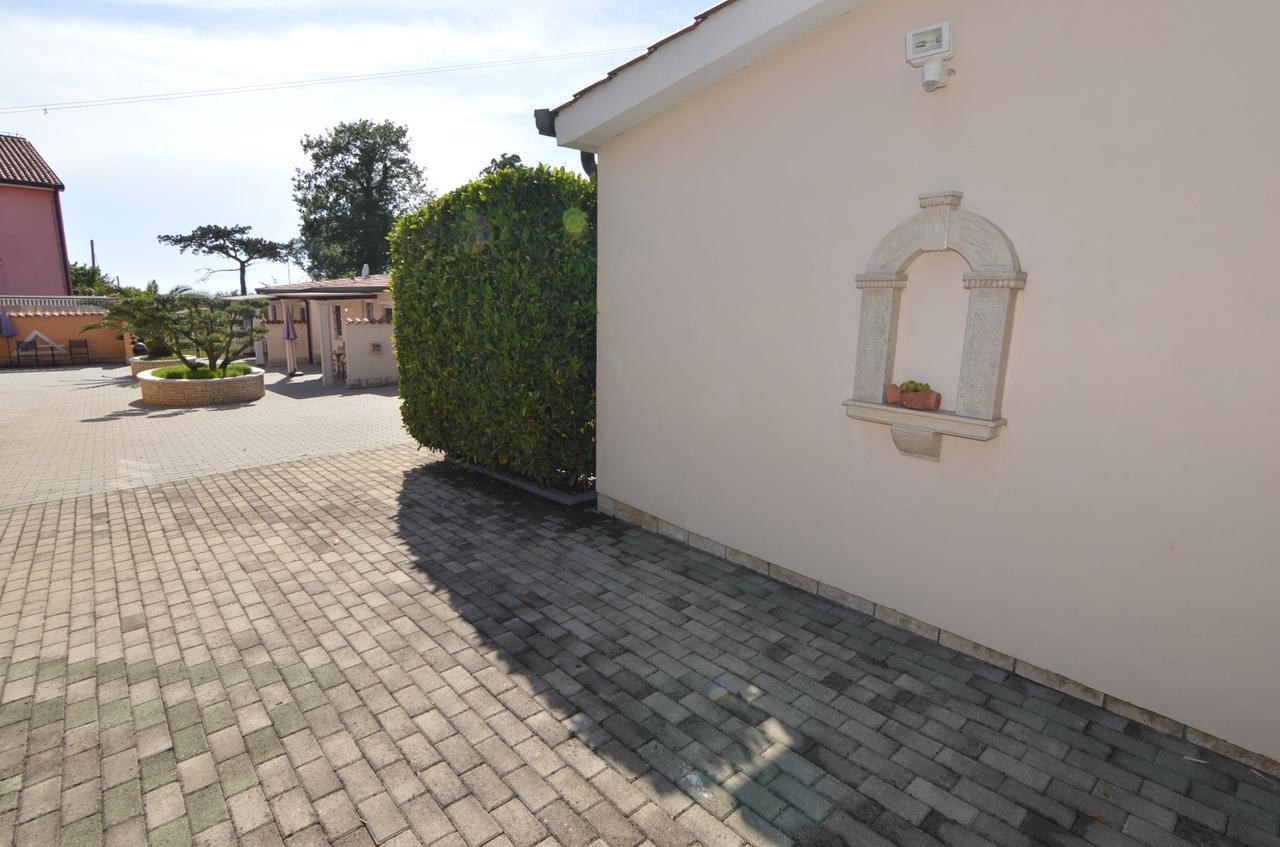 Apartmani Dekovic Materada Poreč Cameră foto